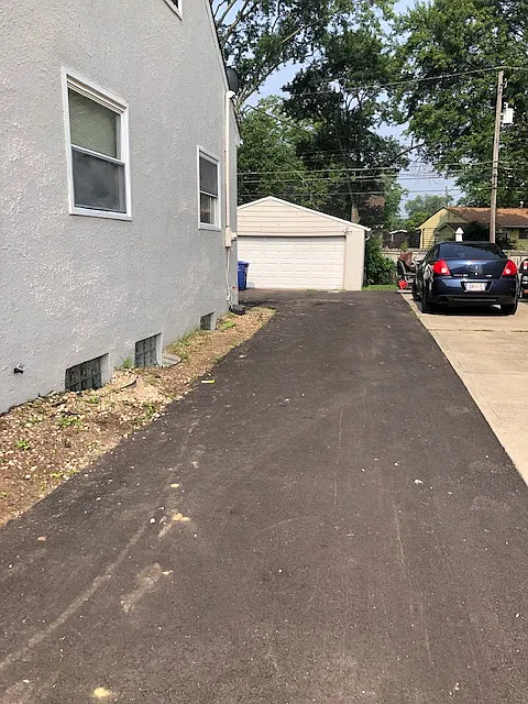 4 bed, 816 sqft, $1,500 — Photo 2
