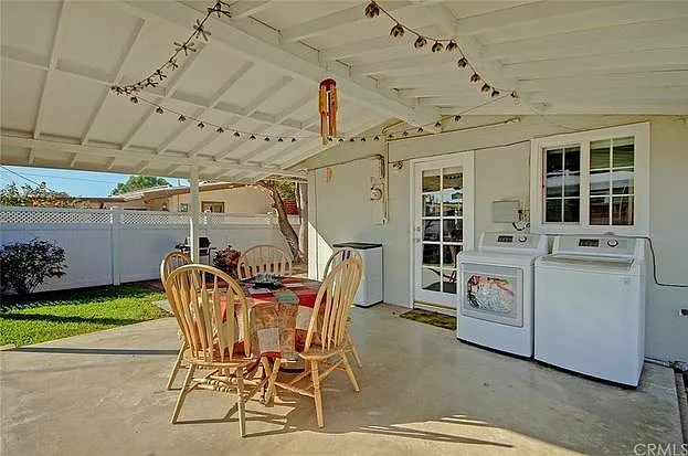 858 La Serena Dr — Photo 12