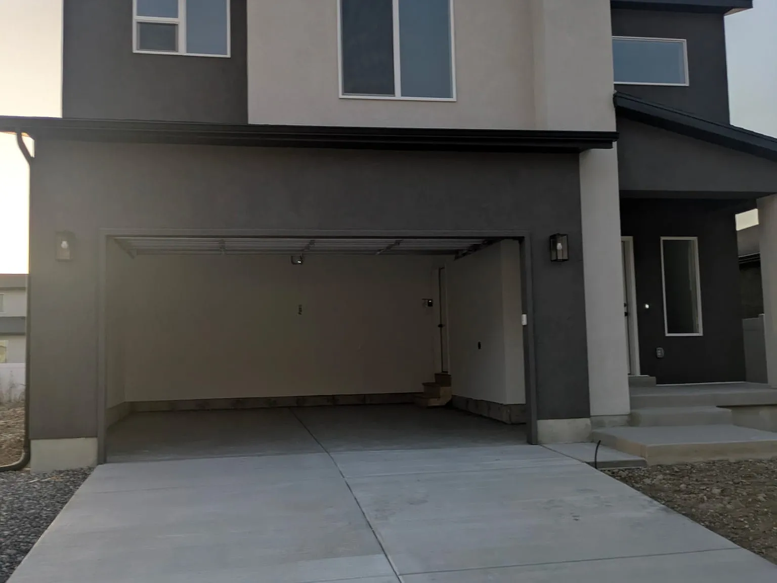 2 bed, 1183 sqft, $1,600 — Photo 1