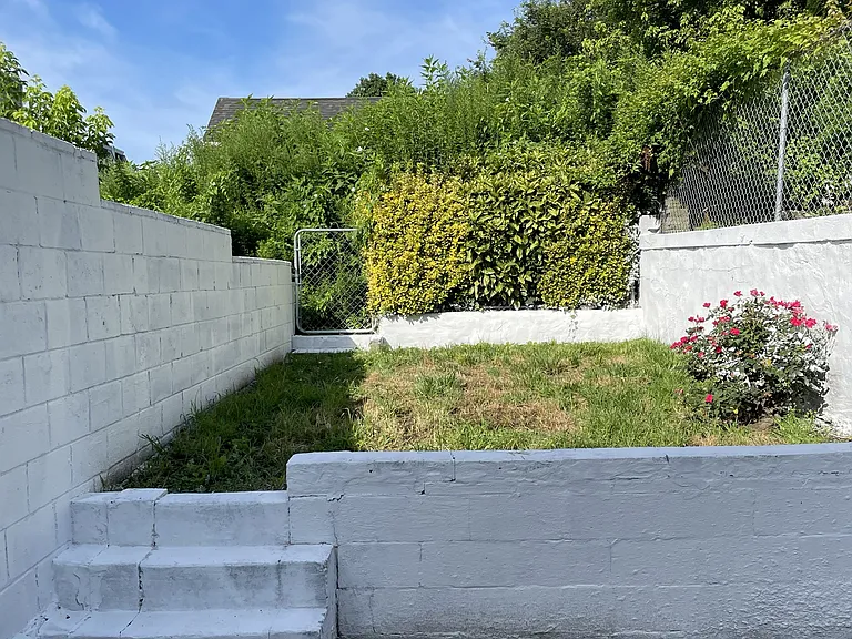 4718 Silverwood St — Photo 14
