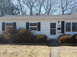30 Nantucket Dr, Groton, CT 06355