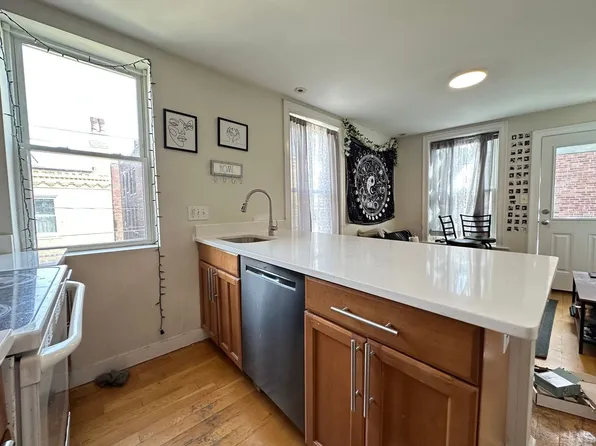 840 Huntington Ave Unit 3, Roxbury Crossing, MA 02120