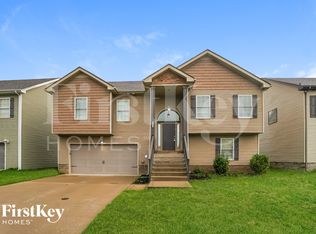 3756 Silver Fox Ln, Clarksville, TN 37040
