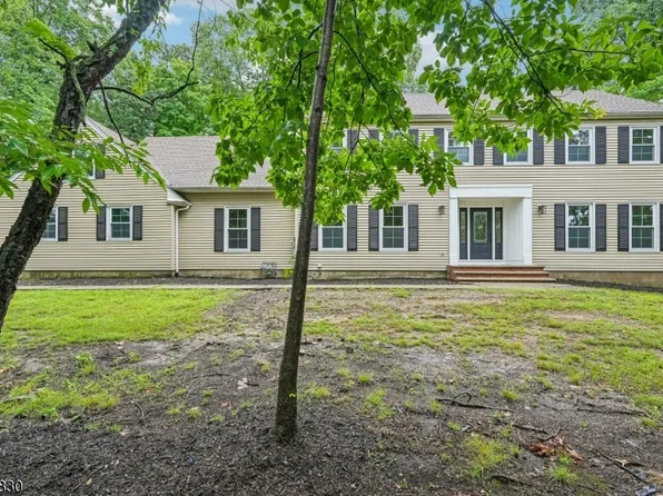 12 Apache Rd, Wayne Twp., NJ 07470