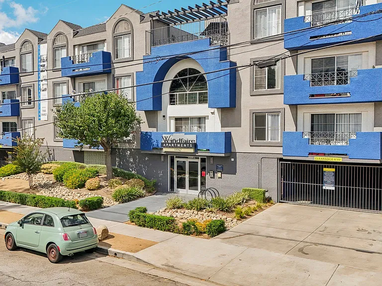 Windfaire Apartments — Photo 13