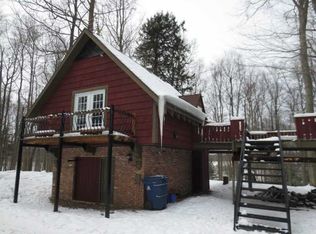 6708 Lake Bluff Rd, Wolcott, NY 14590