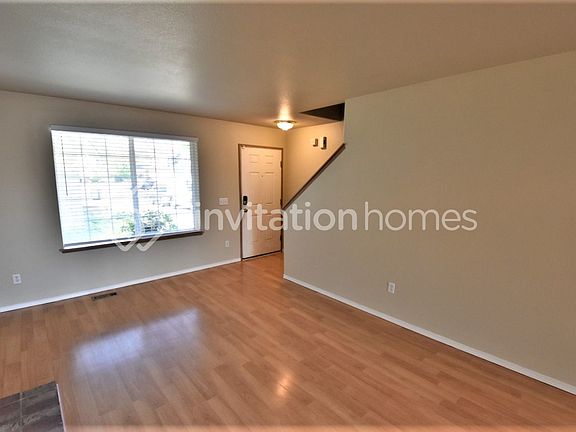 3rd image of 1024 127th Street Ct E