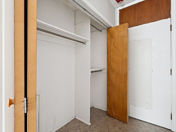 4th image of 1215 Pine St #1208-B