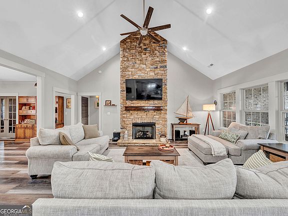 5th image of 342 Ranch Rd