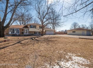 16513 Gaylord Rd, Lockport, IL 60441