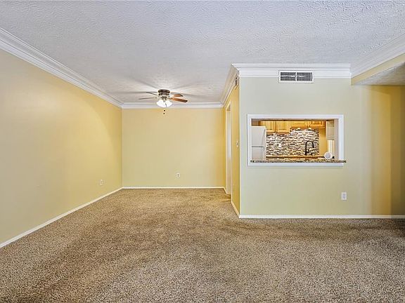 5th image of 1014 Dunbar Dr