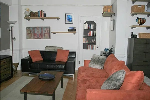 Sold by Living New York | media 13