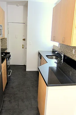 Rented by Tosh Marks Property Group | media 7