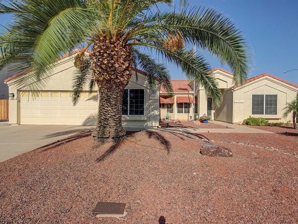 1st image of 1719 N Sundial