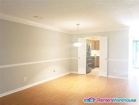 2nd image of 135 Sterling Ct