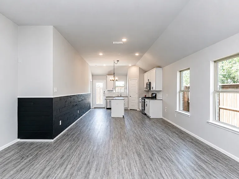 3344 Duncan Way — Photo 4