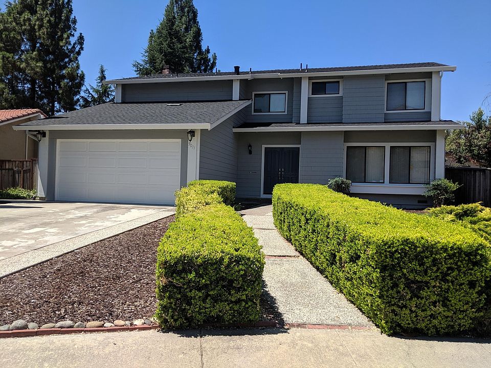 1st image of 3011 Lucas Ct