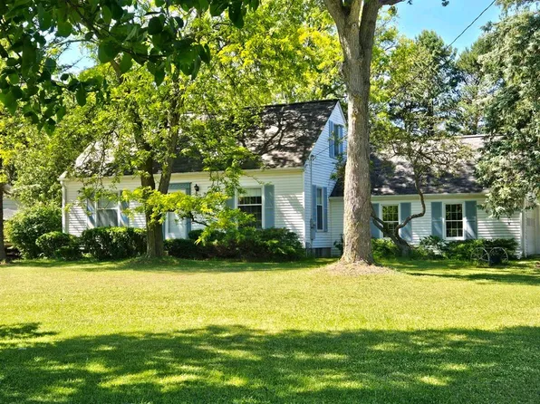 4086 Field Rd, Clio, MI 48420