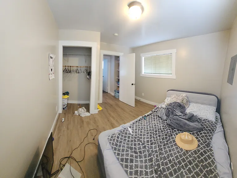 550 Foothill Blvd — Photo 24