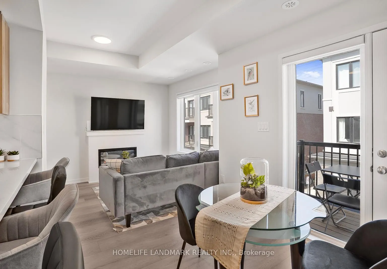 3 bed, $3,200 — Photo 1