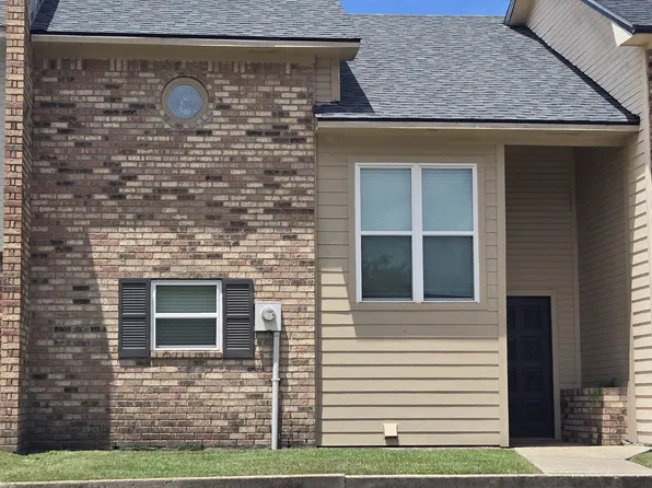 221 N French Quarter Dr, Houma, LA 70364