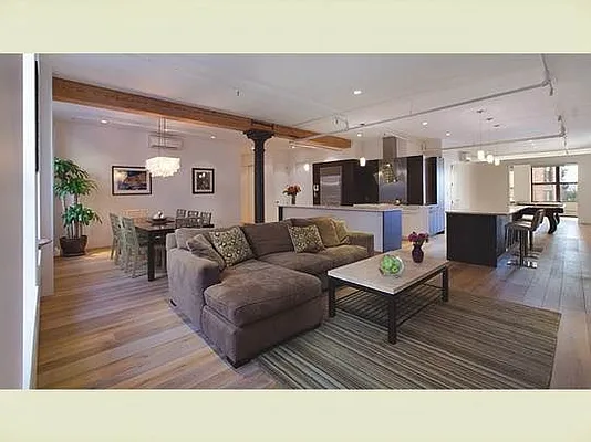 Sold by Stribling | media 23