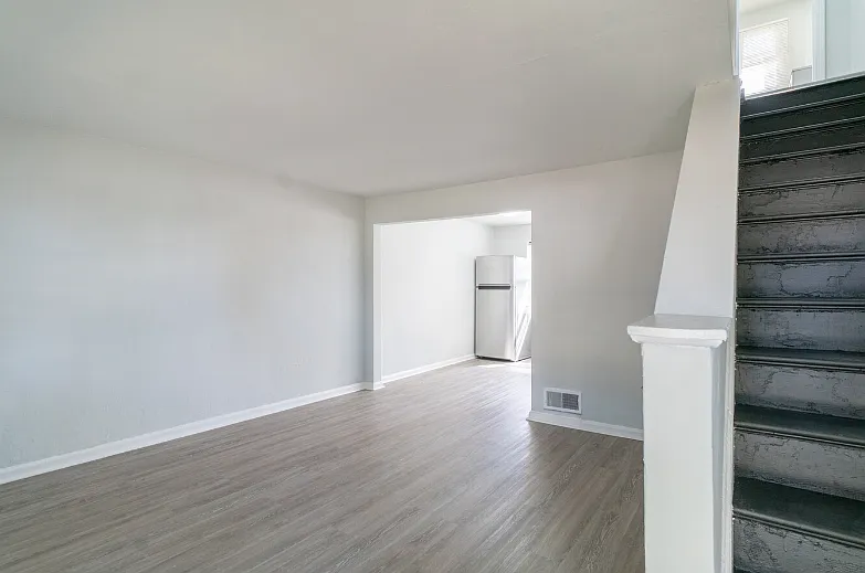 134 Yorke St #24