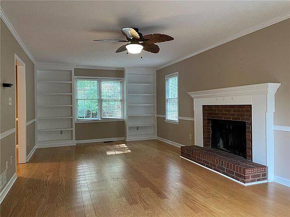 2nd image of 2705 Lillie Lake Dr SW