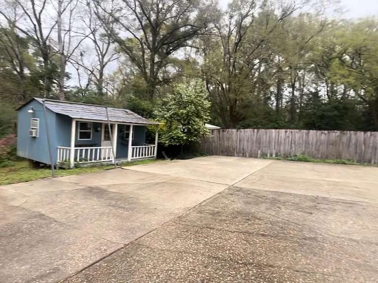7130 Greenview Dr — Photo 14