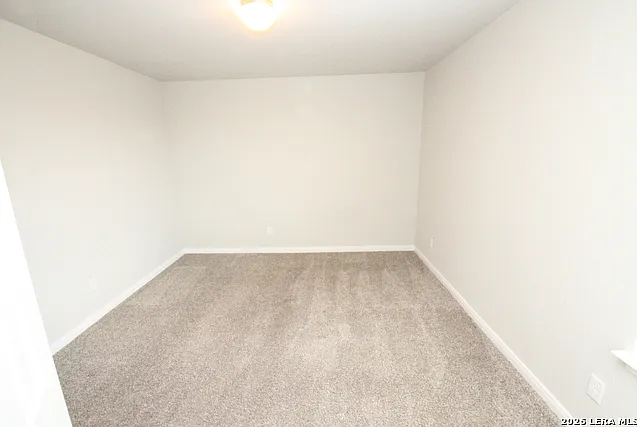 4623 Acclaim Ct — Photo 31
