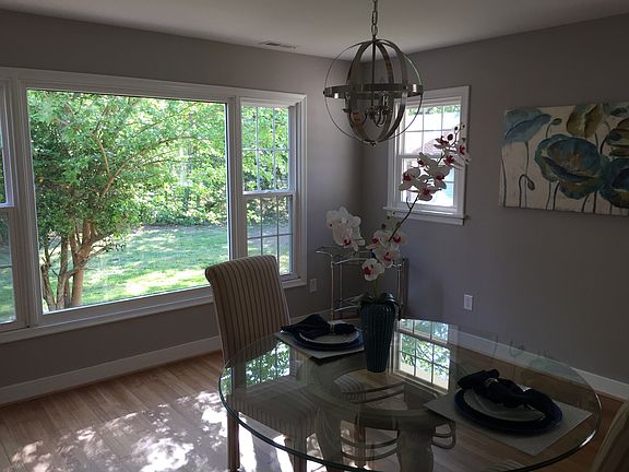 3rd image of 8505 Hood Dr