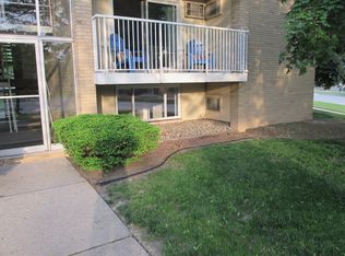 4921 Crooks Rd APT N2, Royal Oak, MI 48073