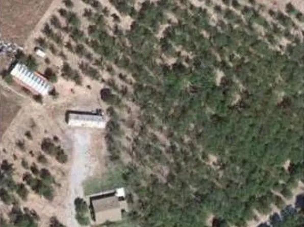 7954 Lovers Ln, Hollister, CA 95023