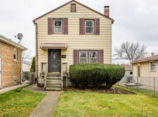 3324 N Opal Ave, Chicago, IL