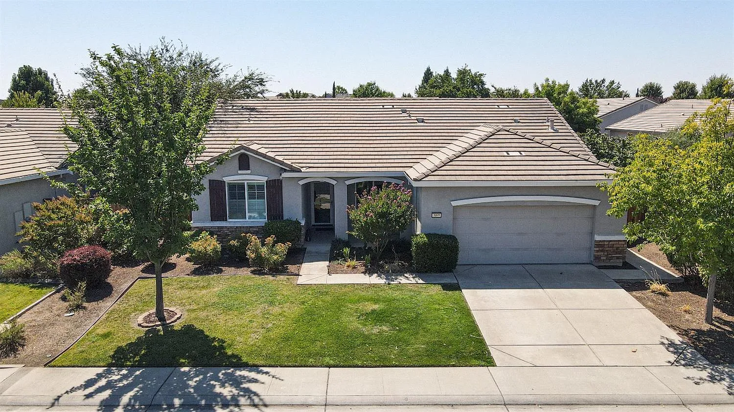 3099 Littleton Ln photo 1