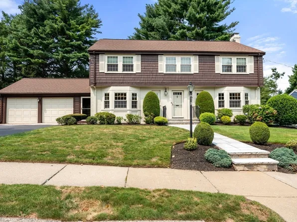 119 Wendell Rd, Newton, MA 02459