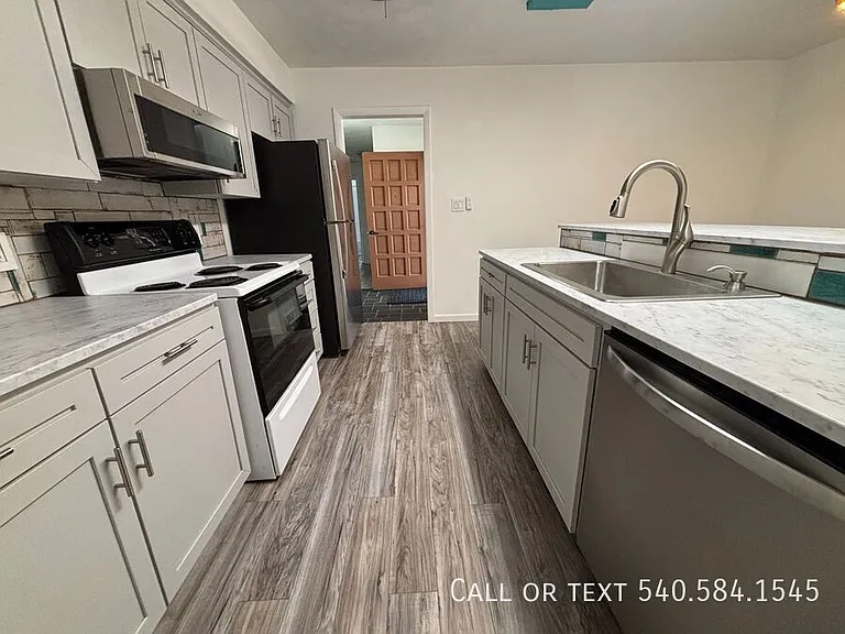 6421 Orchard View Ln — Photo 42