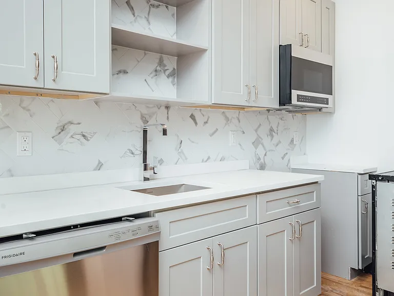 263 Irving Ave #2 — Photo 3