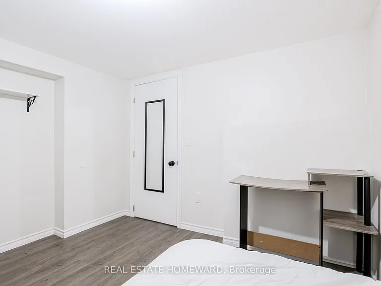 113 Porchester Dr #BASEMENT — Photo 26