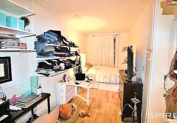 5th image of 116 W 69th St