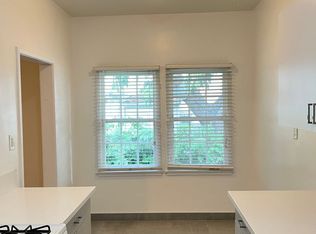 963 N. Doheny Dr., West Hollywood, CA 90069