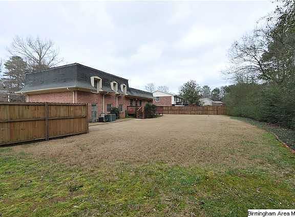 3rd image of 1913 Branchwood Dr