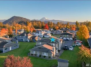 220 Charwila Ln, Enumclaw, WA 98022