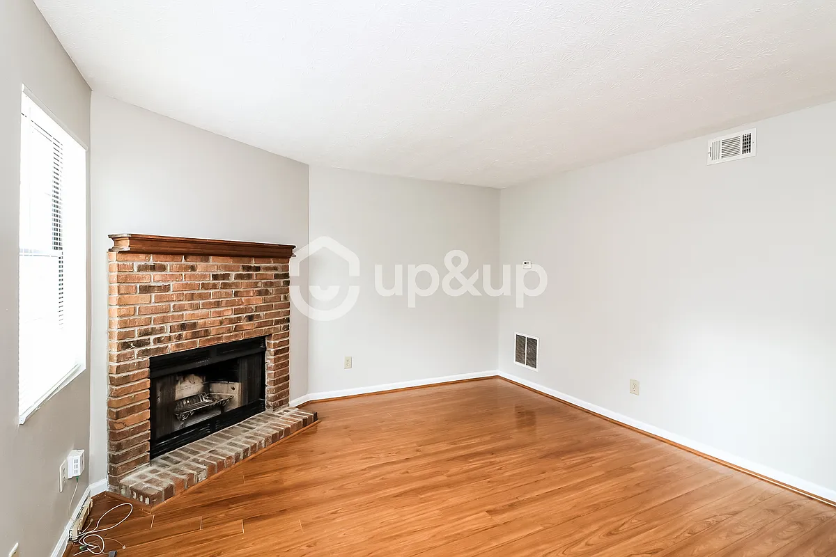 Building Photo - 1425 Springleaf Cir SE