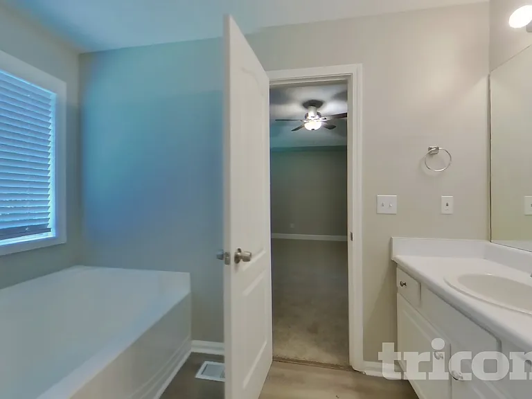 7 Adair Cv — Photo 9