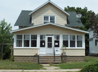 299 W 19th St, Holland, MI 49423