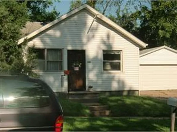 1510 1st Ave, Muscatine, IA 52761