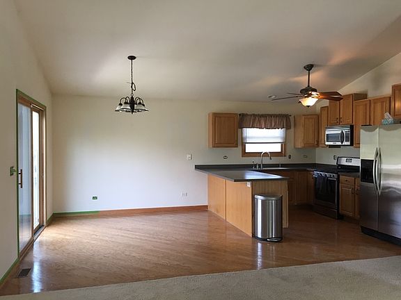 3rd image of 26480 W Harlem Ave