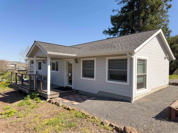 2201 Goodwin Ave, Penngrove, CA 94951