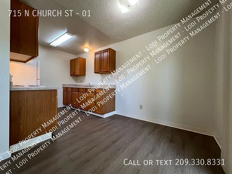 715 N Church St #1 — Photo 5